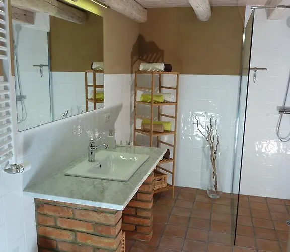 Unterm Schreckensturm 아파트 *